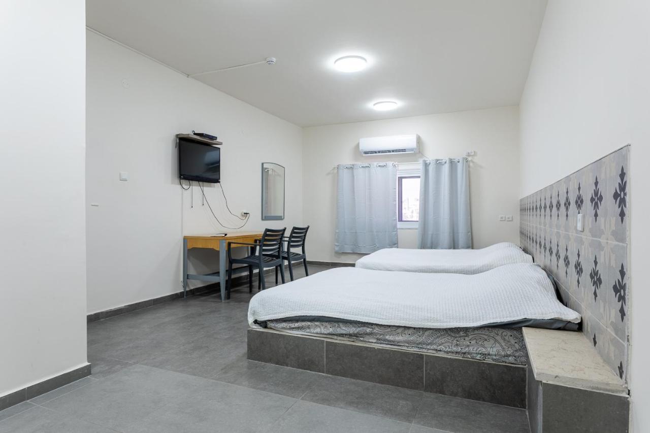 Little Prince Hostel-5 Min Walk To The Beach Eilat Dış mekan fotoğraf